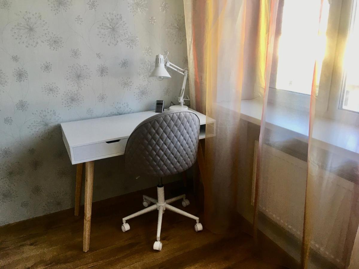 Stuudio 17 Apartman Kuressaare Kültér fotó
