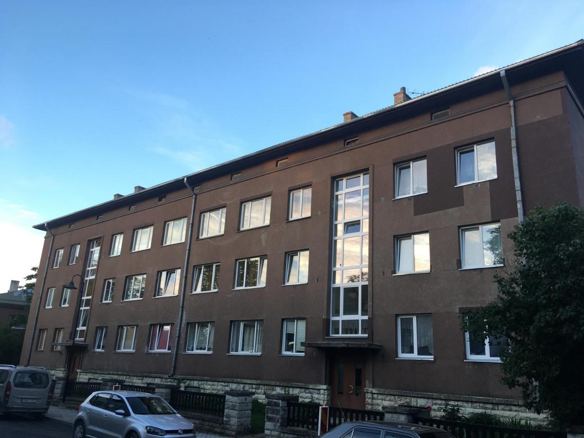 Stuudio 17 Apartman Kuressaare Kültér fotó